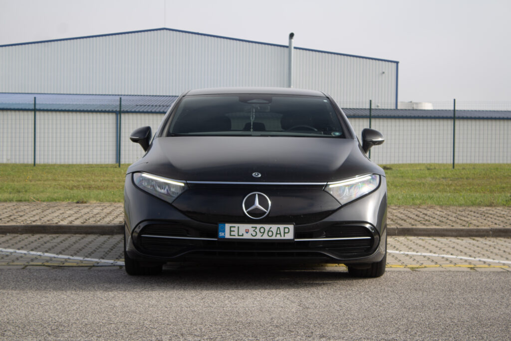 Mercedes EQS