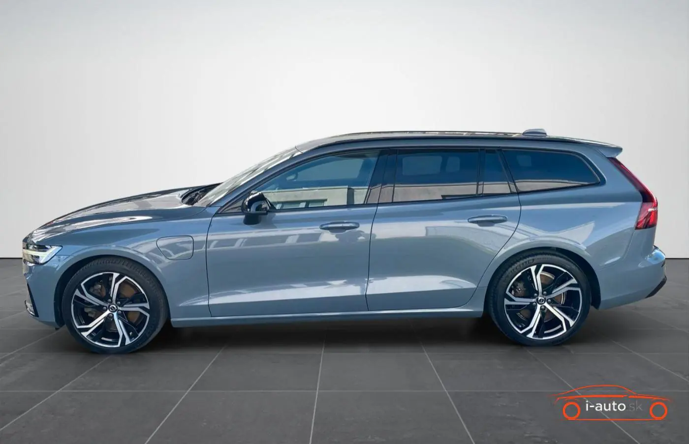 Volvo V60 2023 na predaj – fotografia 2