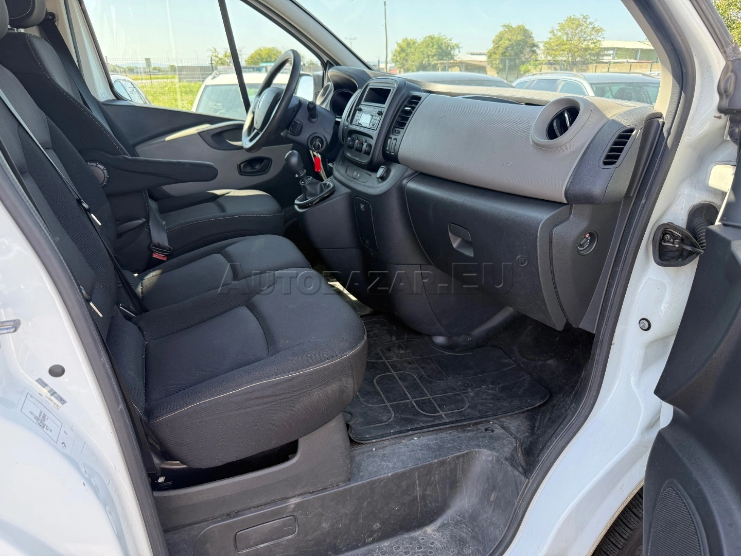 Renault Trafic 2015 na predaj – fotografia 13
