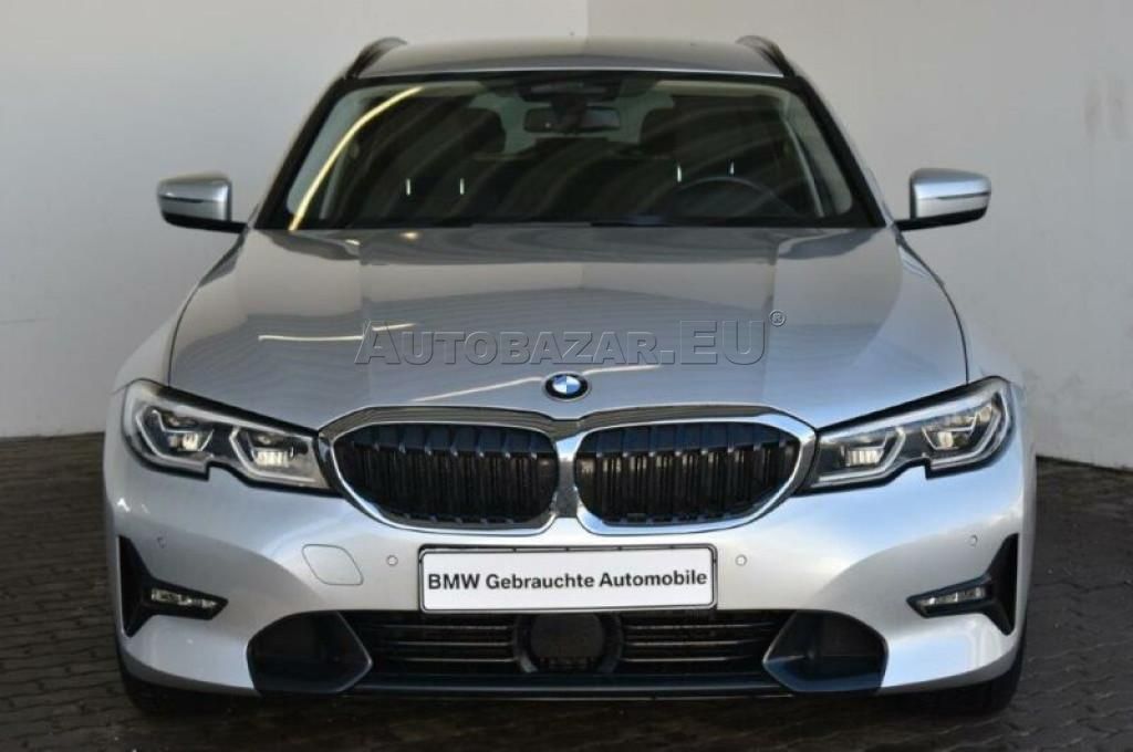 BMW rad 3 Touring 330d Touring xDrive A/T