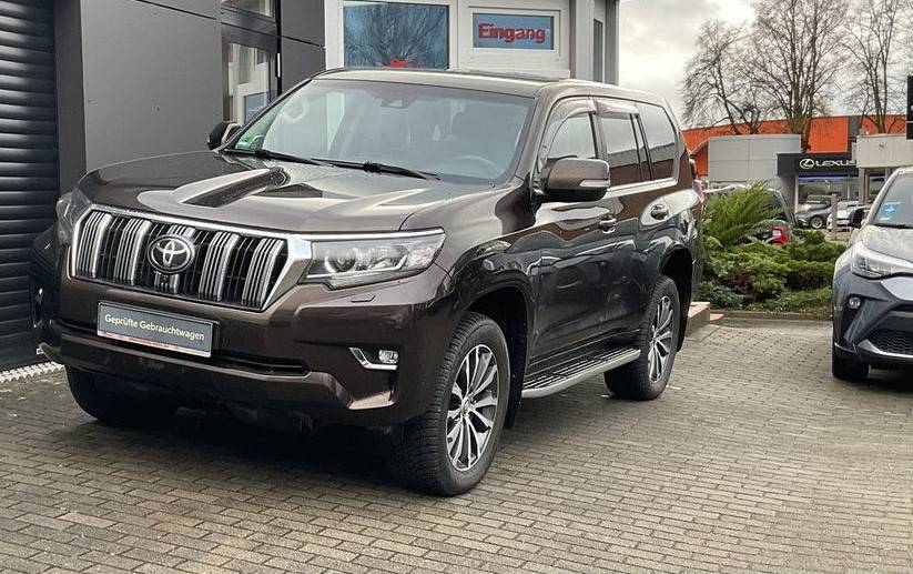 Toyota Land Cruiser 2.8 D-4D Executive A/T
