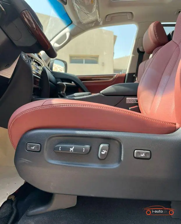 Lexus LX 2025 na predaj – fotografia 11