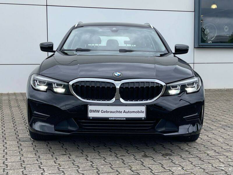 BMW Rad 3 Touring 320i  A/T