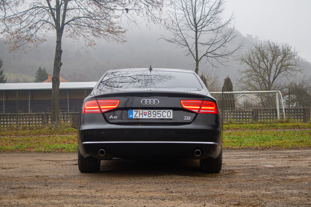 Audi A8 2011 na predaj – fotografia 6
