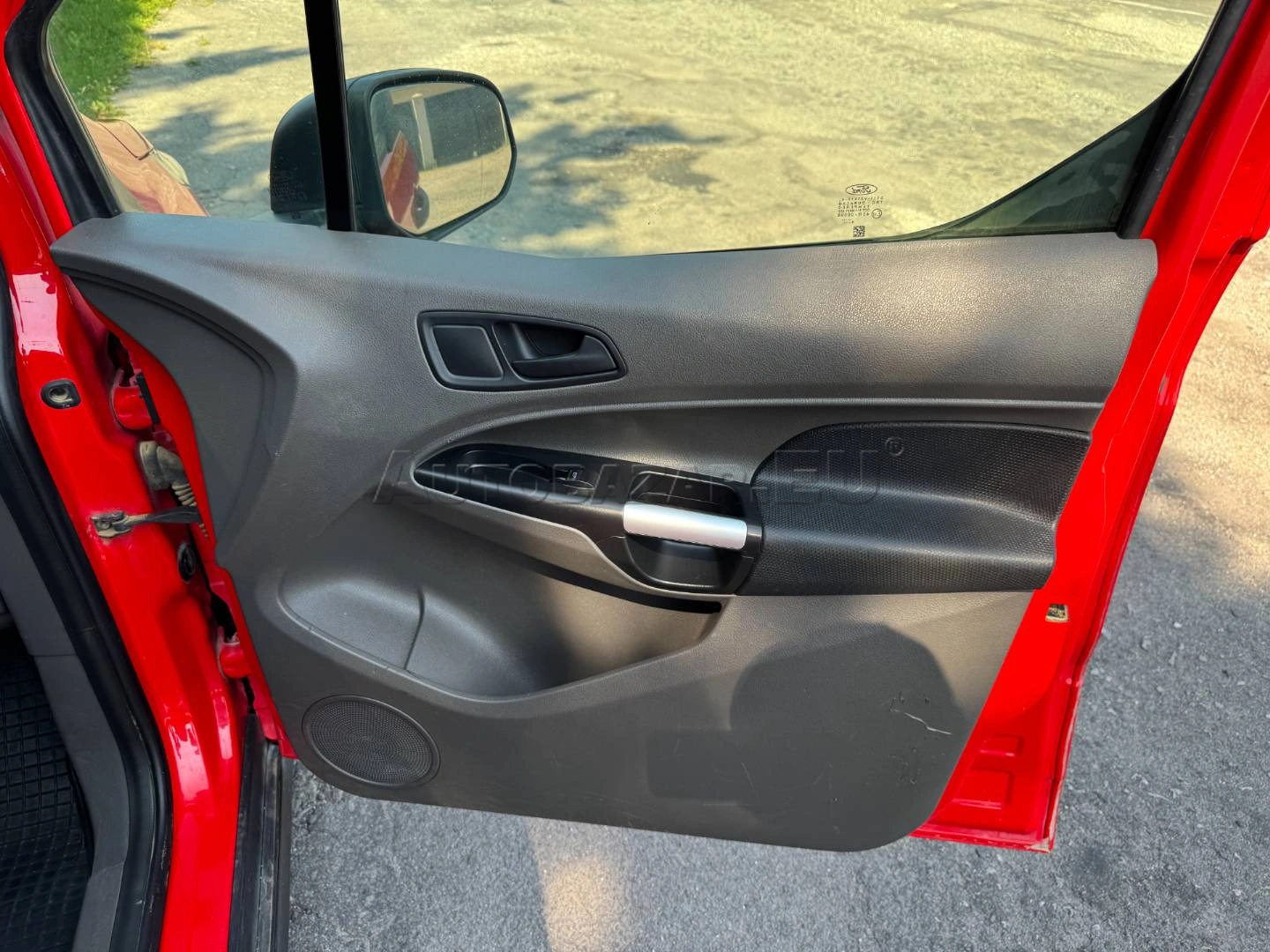 Ford Transit Connect 2020 na predaj – fotografia 23
