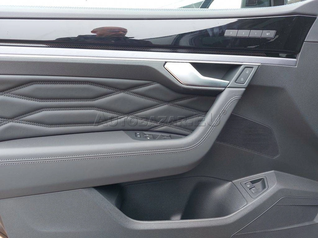 Volkswagen Touareg R 3.0 V6 eHybrid 4MOTION