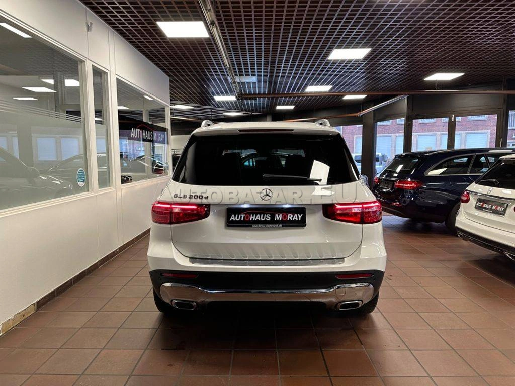 Mercedes-Benz GLB 200d A/T