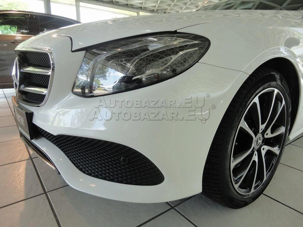 Mercedes-Benz E trieda T 200 A/T