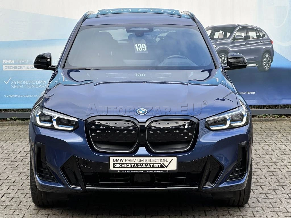 BMW iX3 A/T