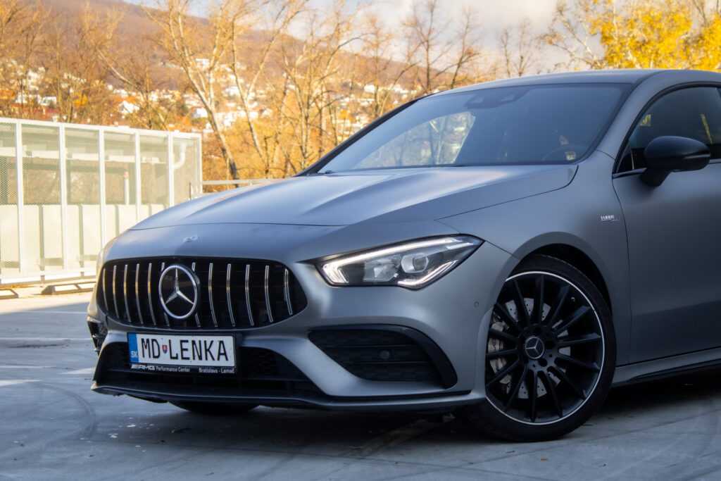 Mercedes-Benz CLA
