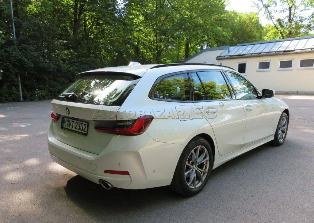 BMW Rad 3 Touring 320d mHEV  xDrive A/T