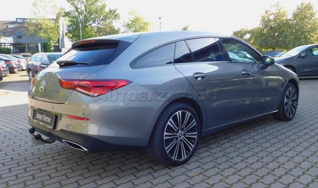 Mercedes-Benz CLA Shooting Brake SB 220 d A/T