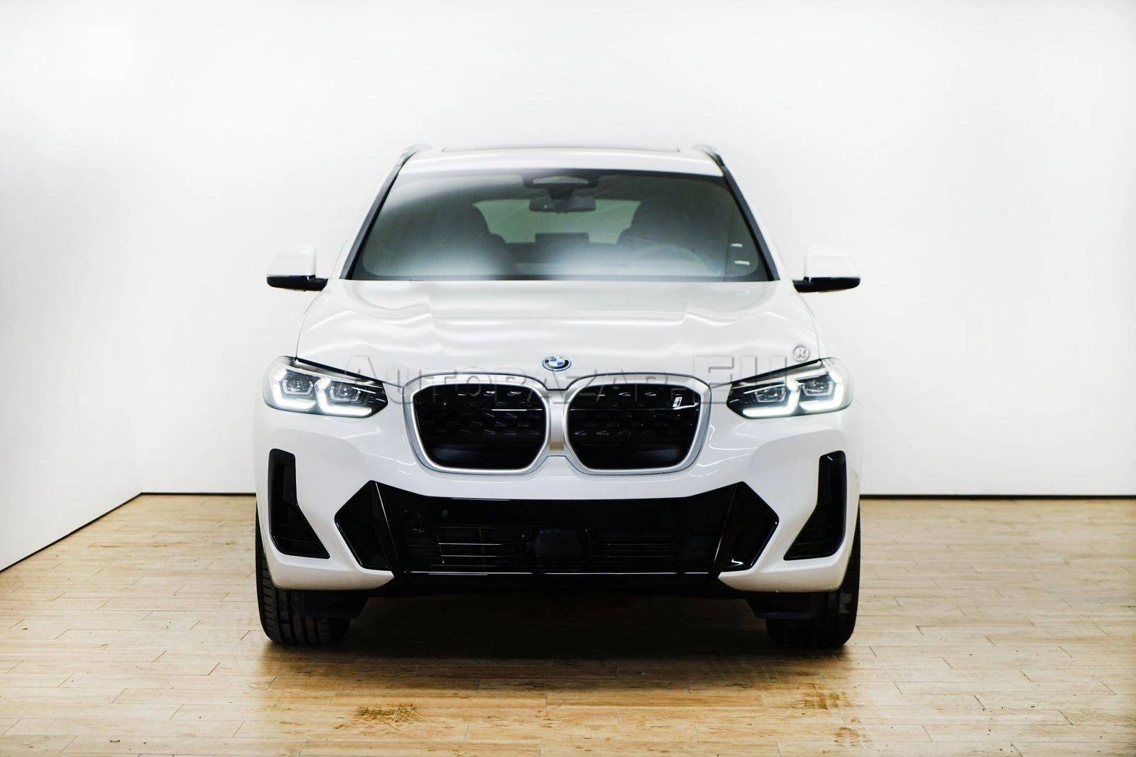 BMW iX3 A/T