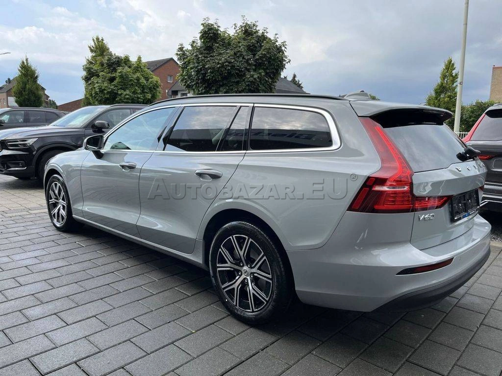 Volvo V60 B4 Core A/T