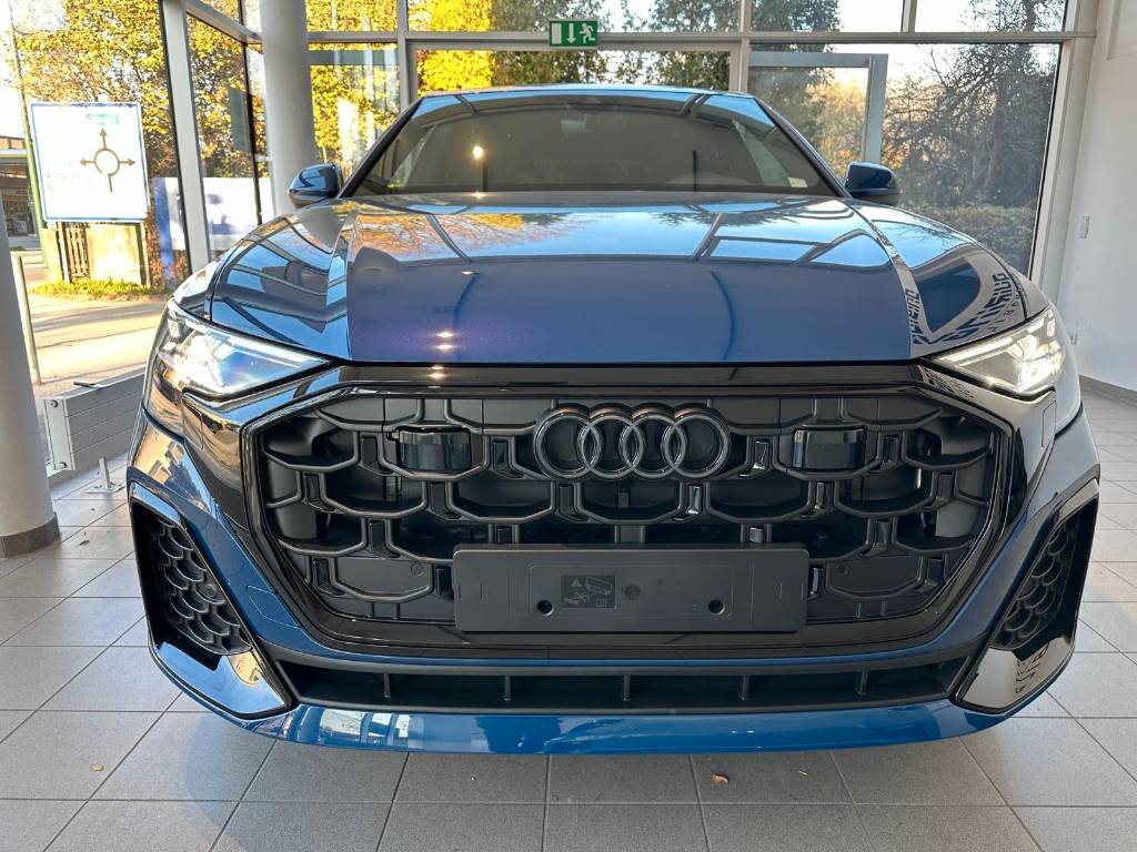 Audi Q8 50 3.0 TDI mHEV quattro tiptronic