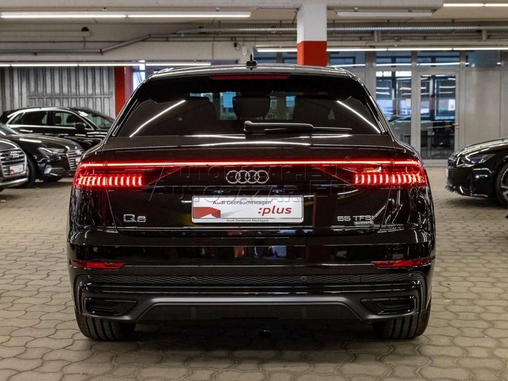 Audi Q8 55 TFSI mHEV quattro tiptronic