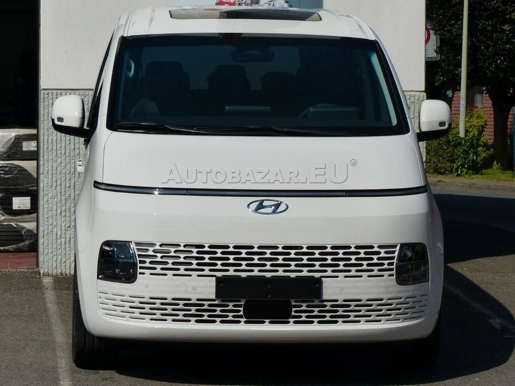 Hyundai Staria 2.2 CRDi 4x4 A/T