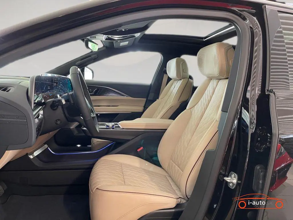 Cadillac LYRIQ 2025 na predaj – fotografia 7