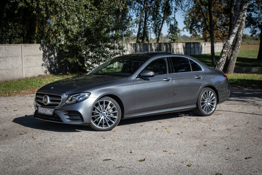 Mercedes-Benz E trieda