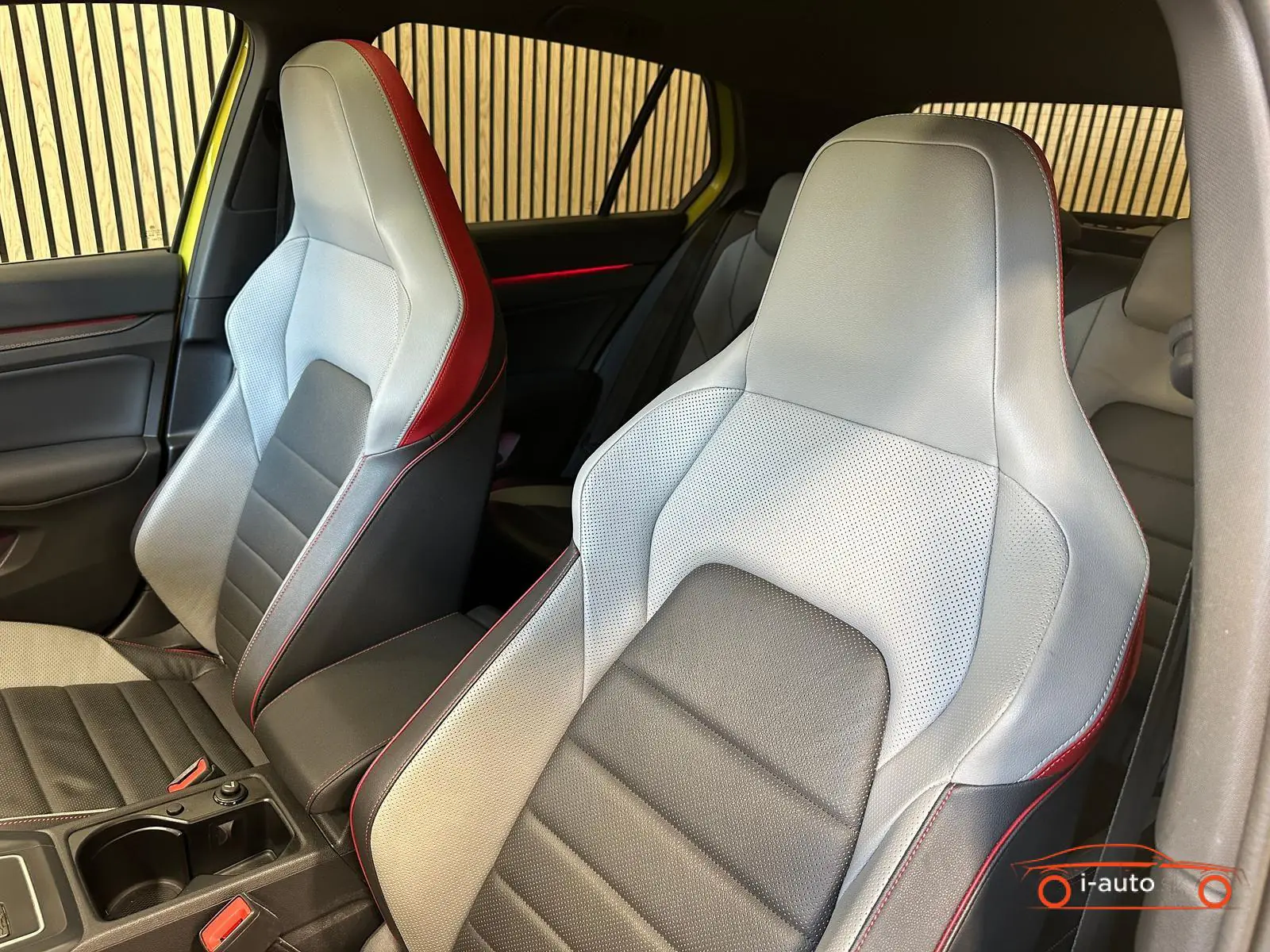 Volkswagen Golf 2021 na predaj – fotografia 11