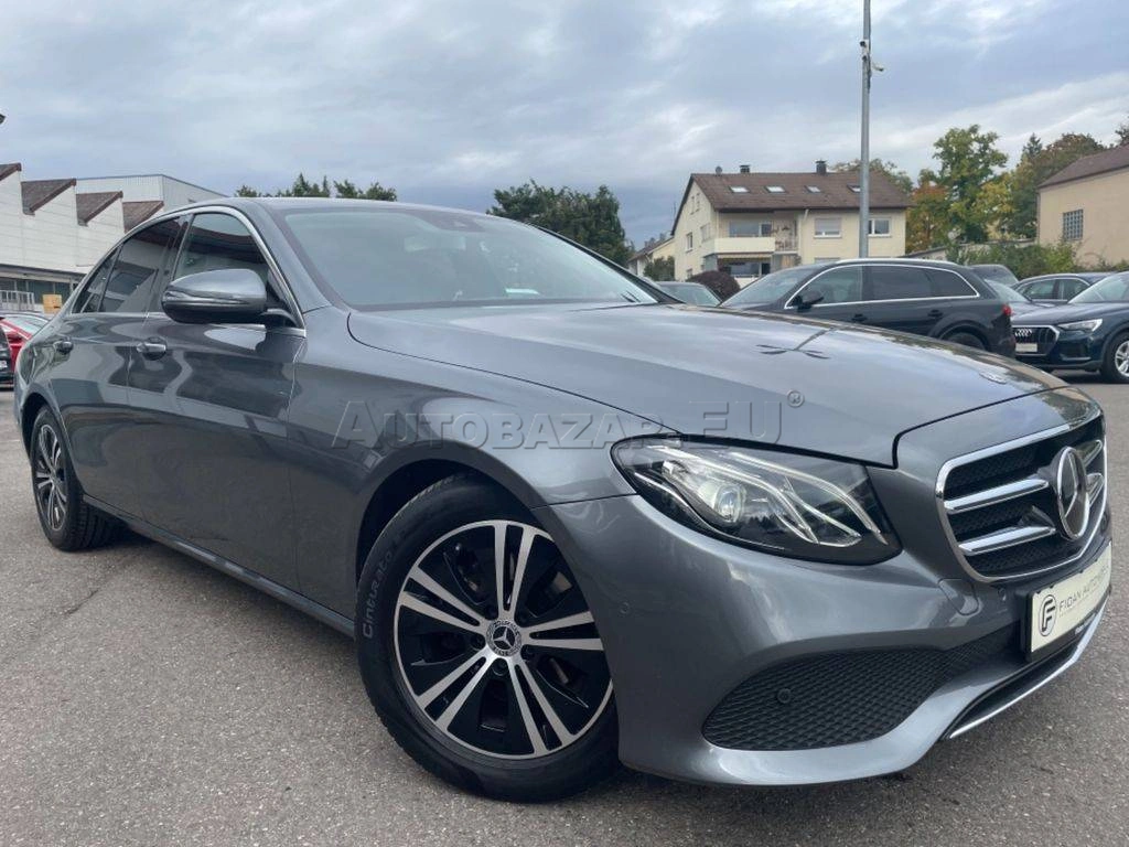 Mercedes-Benz E trieda Sedan 220 d A/T