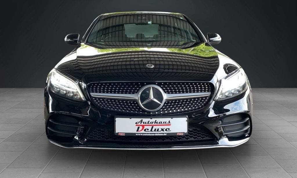 Mercedes-Benz C trieda Sedan 300 d A/T