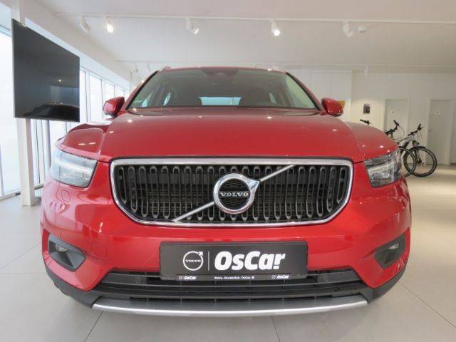 Volvo XC40 D3 Momentum Pro A/T