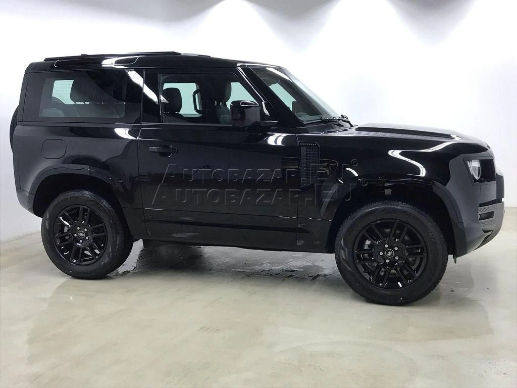 Land Rover Defender 90 3.0 I6 D250 MHEV X-Dynamic S A/T AWD