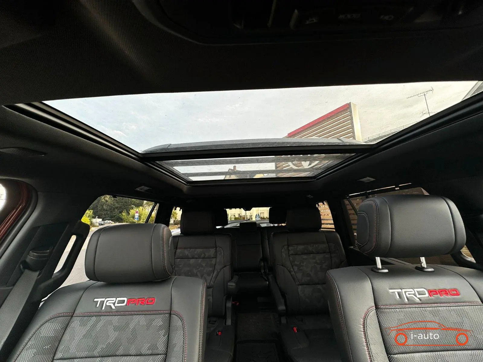 Toyota Sequoia 2024 na predaj – fotografia 14