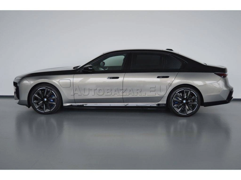 BMW M760 e xDrive