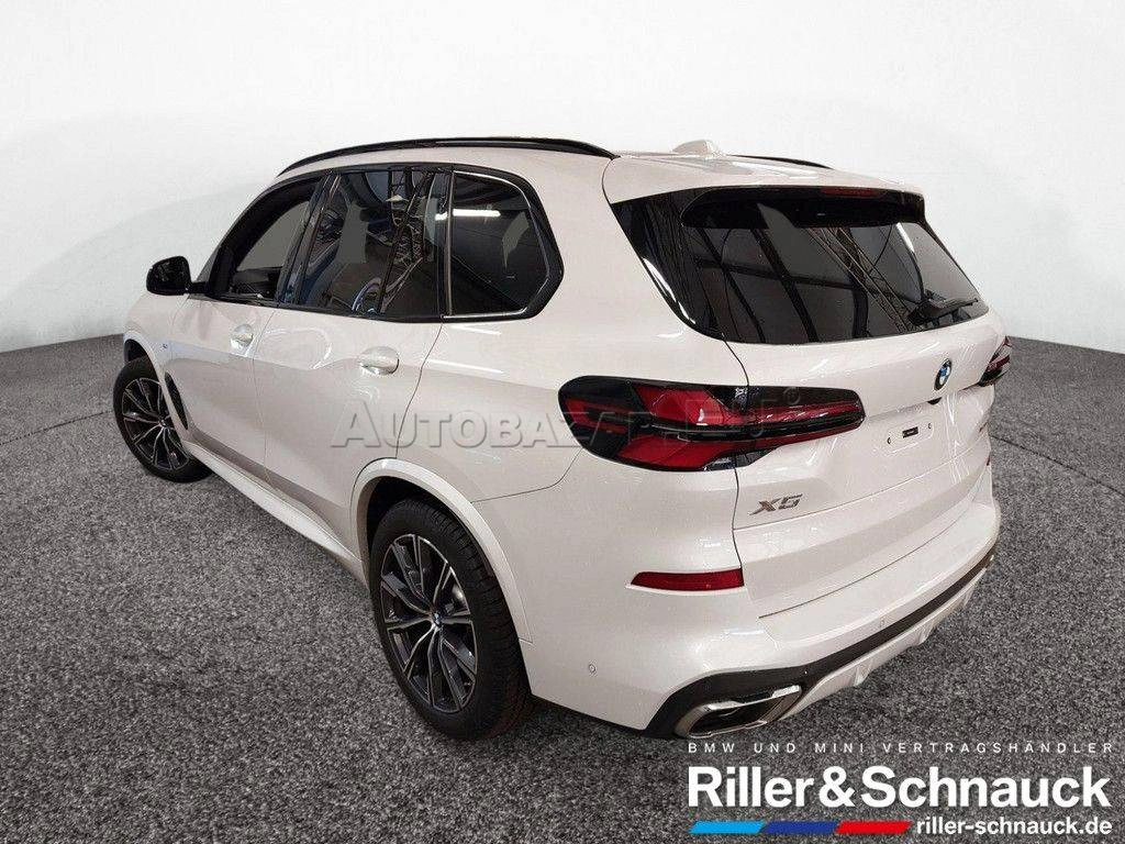 BMW X5 xDrive 40i mHEV A/T