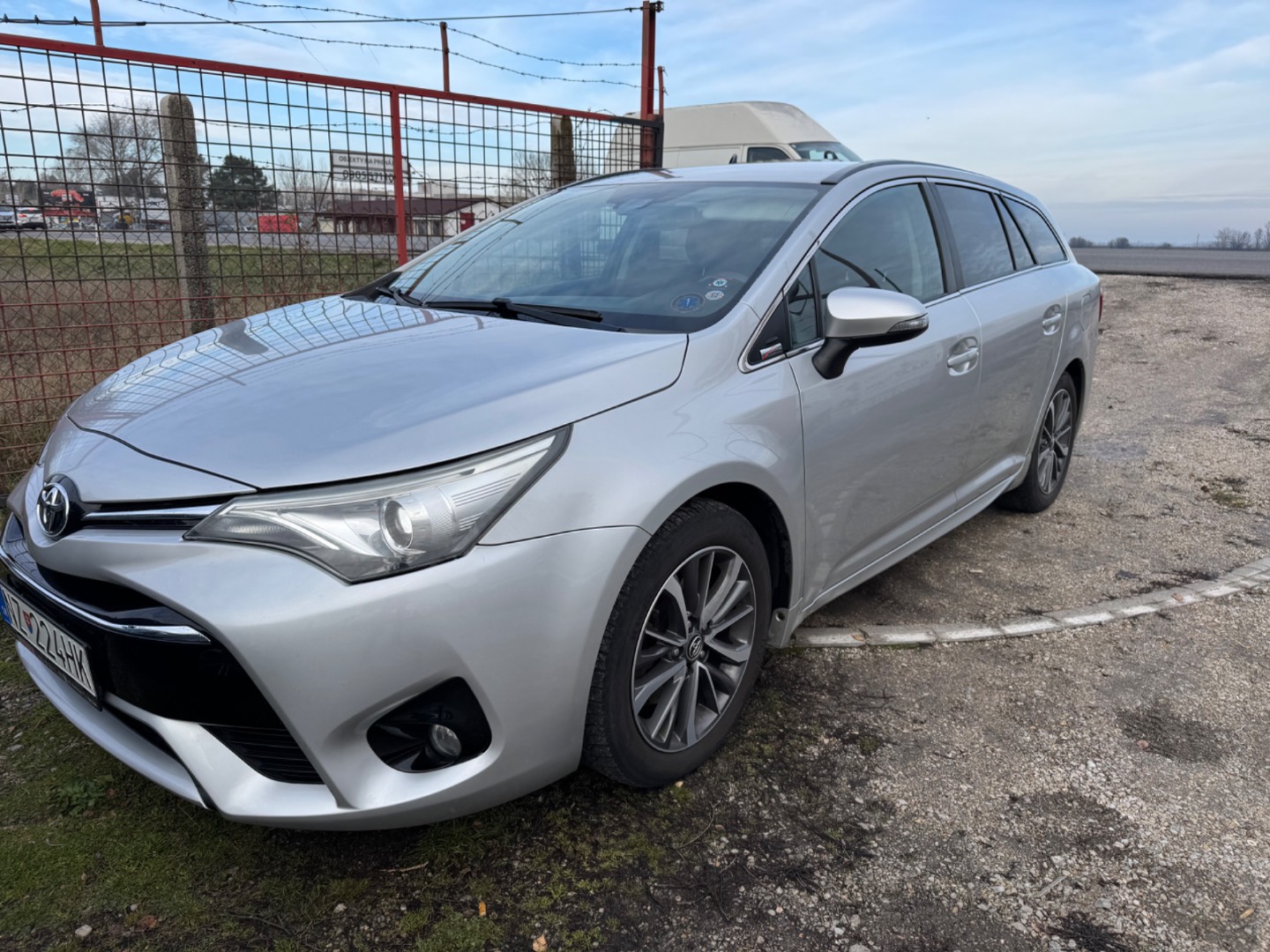 Toyota Avensis Combi 2.0 D-4D S&S Active