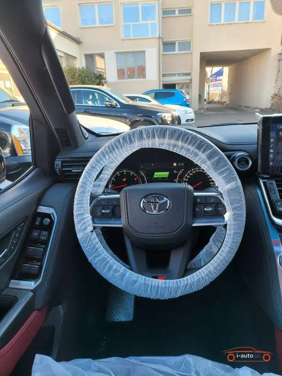 Toyota Land Cruiser 2023 na predaj – fotografia 8