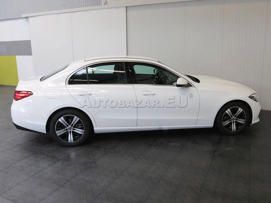 Mercedes-Benz C trieda Sedan 300 d mHEV A/T