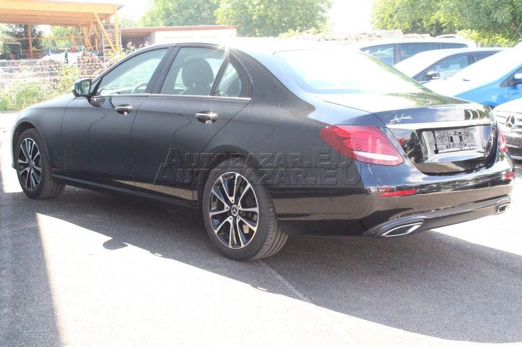 Mercedes E trieda 400 d 4MATIC A/T
