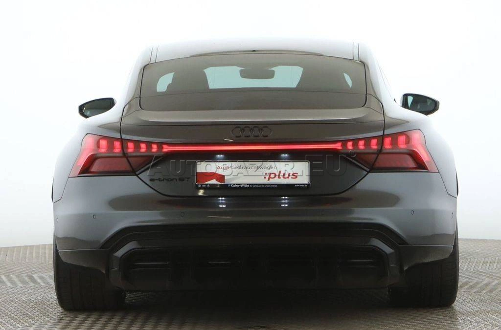 Audi E-tron GT quattro