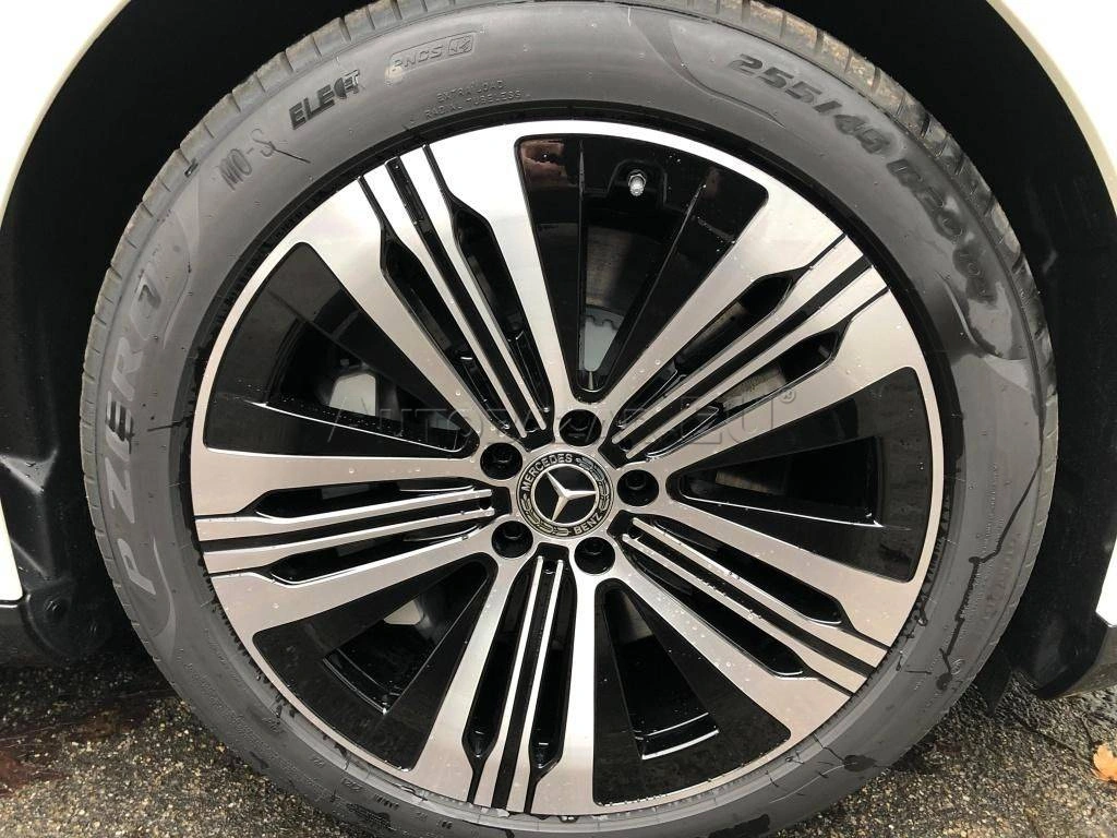 Mercedes-Benz EQS 450+