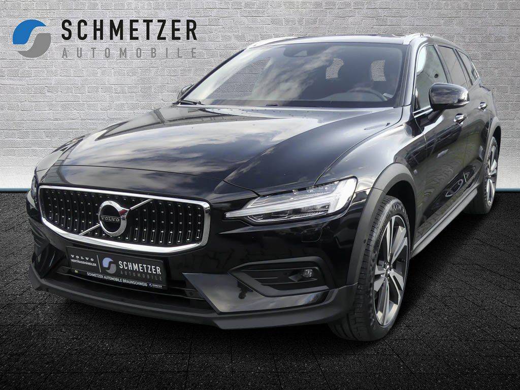 Volvo V60 CC D4 2.0L Cross Country Pro A/T AWD