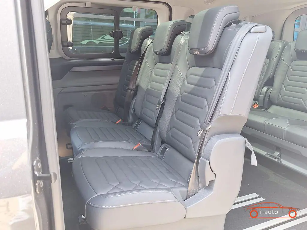 Ford Tourneo Custom 2025 na predaj – fotografia 19
