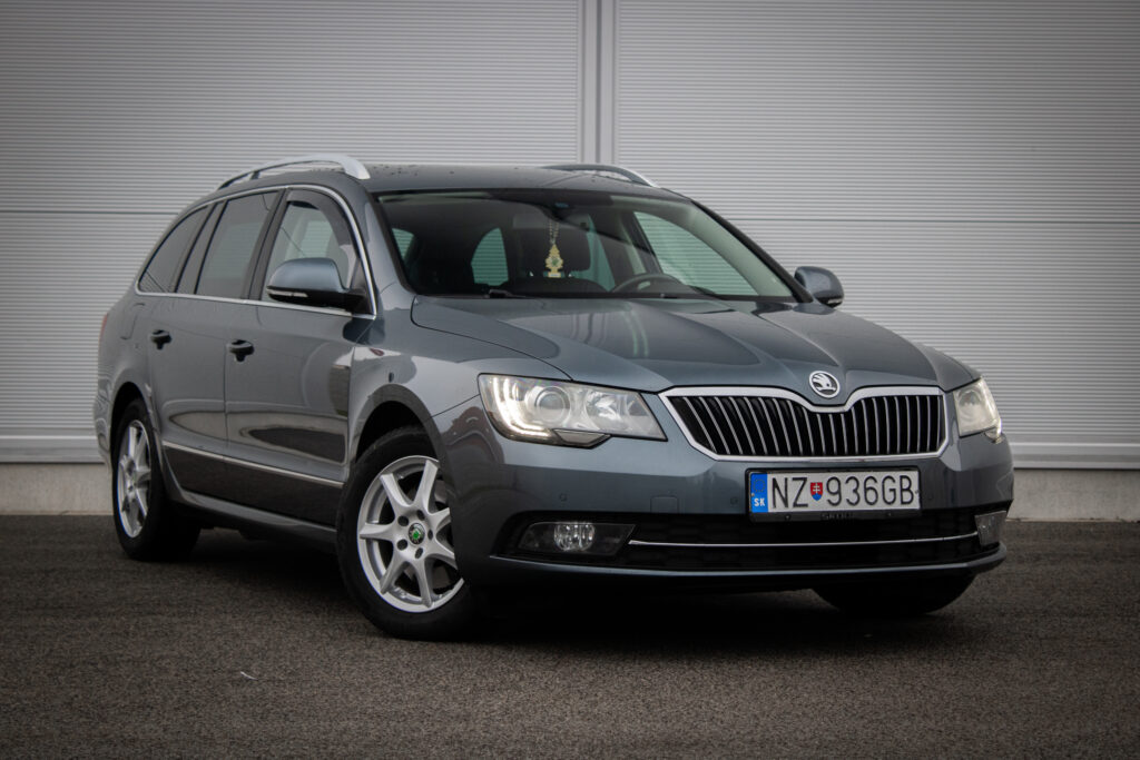 Škoda Superb Combi