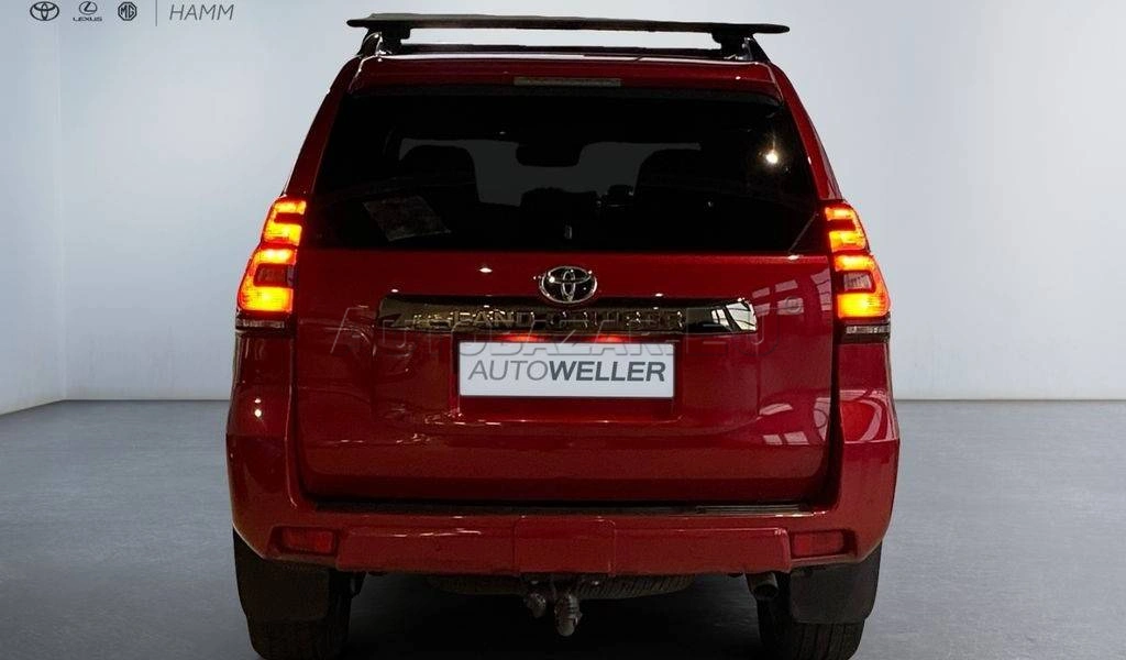 Toyota Land Cruiser 2.8 D-4D 204 Executive A/T 4x4