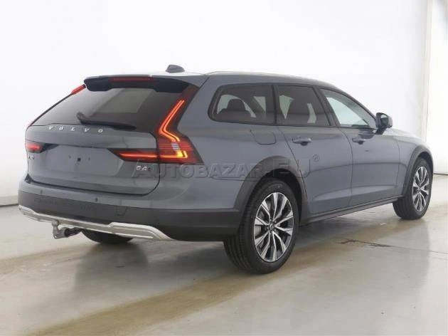 Volvo V90 CC B5 mHev Plus AWD A/T