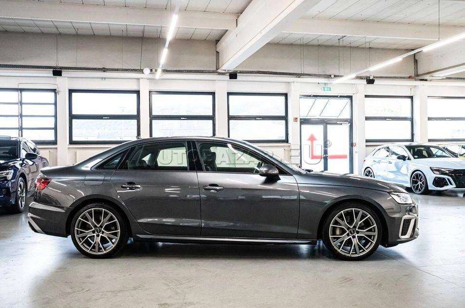 Audi A4 45 2.0 TFSI S line quattro S tronic