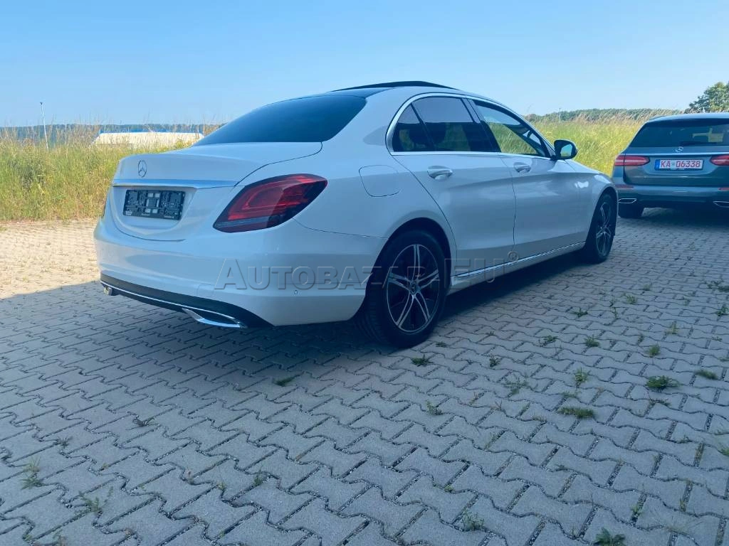 Mercedes-Benz C trieda Sedan 220 d A/T