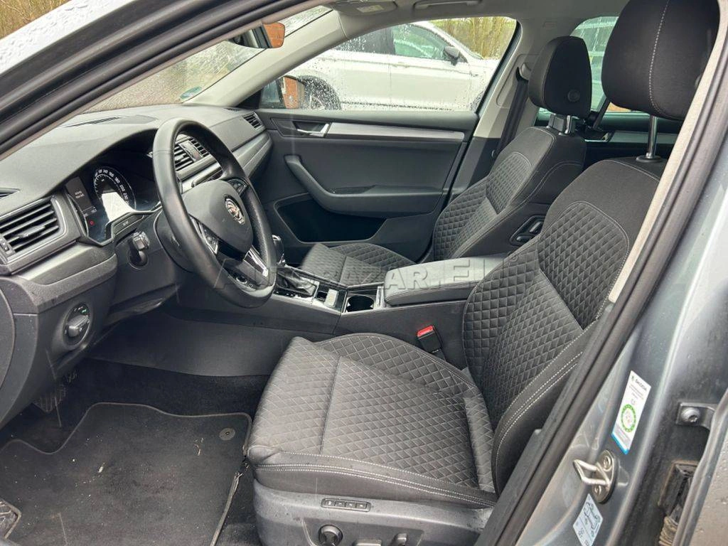 Škoda Superb A/T