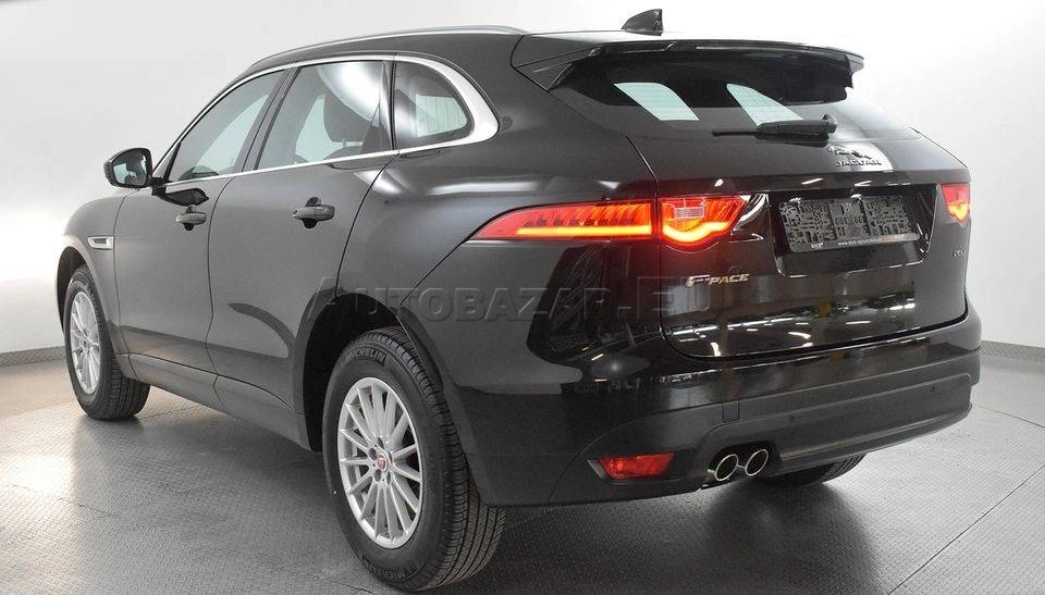 Jaguar F-Pace 2.0D I4 180k Prestige RWD