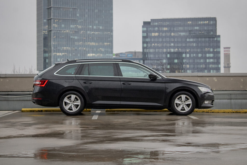 Škoda Superb Combi