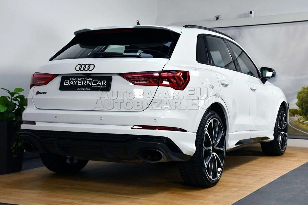 Audi RSQ3 2.5 TFSI quattro S tronic