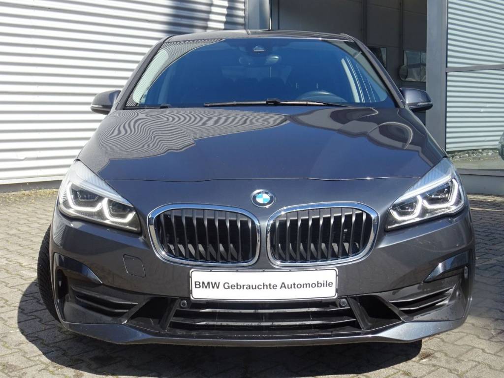 BMW Rad 2 Active Tourer 2   220i A/T