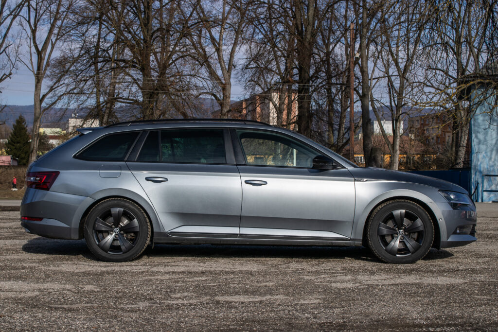 Škoda Superb Combi
